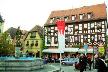 25 Volkach
